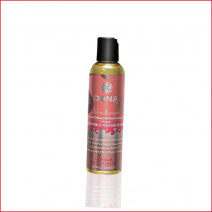 Массажное масло DONA Kissable Massage Oil Vanilla Buttercream (110 мл) можно для оральных ласк.