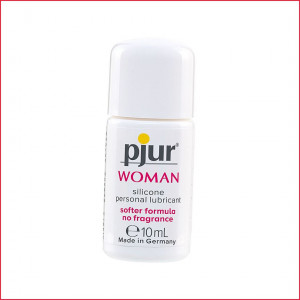 Смазка на силиконовой основе pjur Woman 10 мл, без ароматизаторов и консервантов специально для нее.